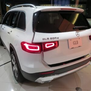 1280px mercedes benz glb 200d x247 rear.jpg